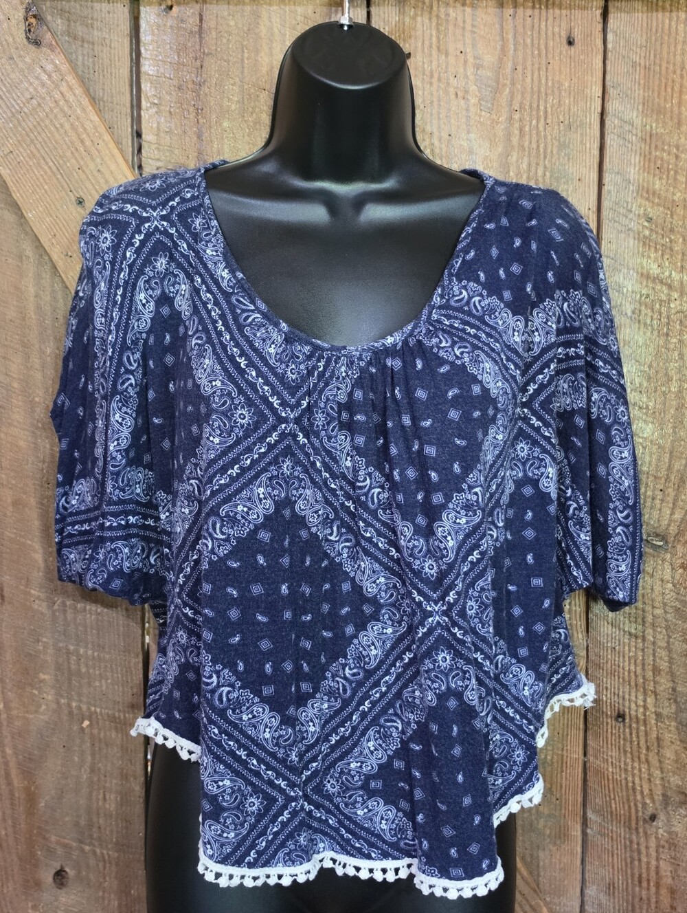 Annabelle Ladies Medium Top Blue Bandana Print Boho White Trim
